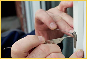 Exclusive Locksmith Service Tucson, AZ 520-226-3840 Exclusive Locksmith Service Tucson, AZ 520-226-3840 - 3-cheap-locksmith-near-me